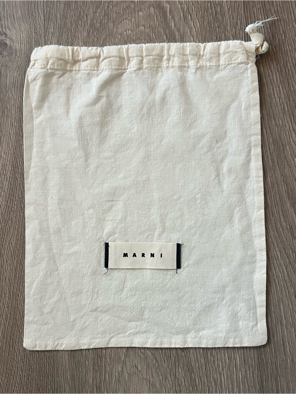 Marni dust bag (162)